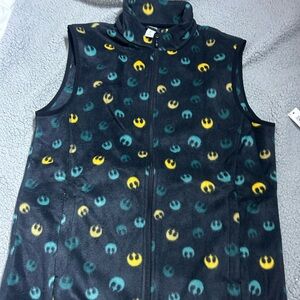 NWT Amazon Essentials Star Wars Adult Size Medium Polar Fleece Vest